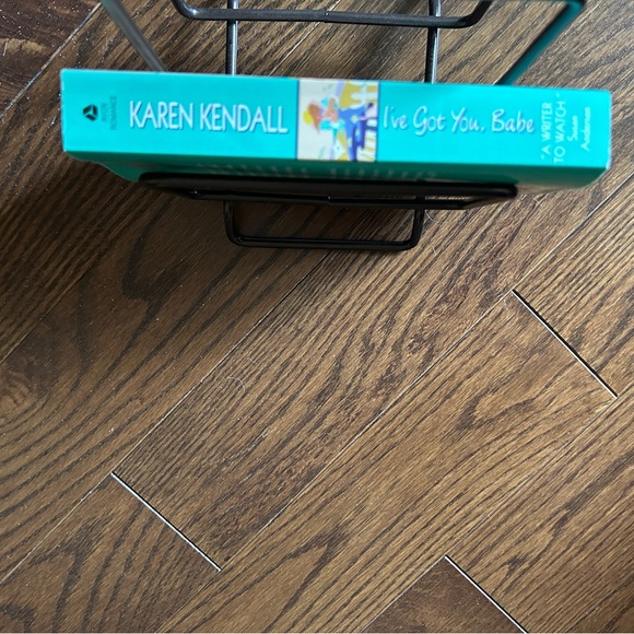 4 books for $16 - I'VE GOT YOU, BABE by Karen Kendall - Picture 3 of 4